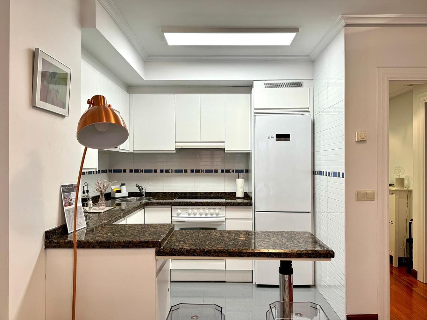 Apartamento "Balcon Del Parchis" A 200 Metros De La Playa Gijón Kültér fotó